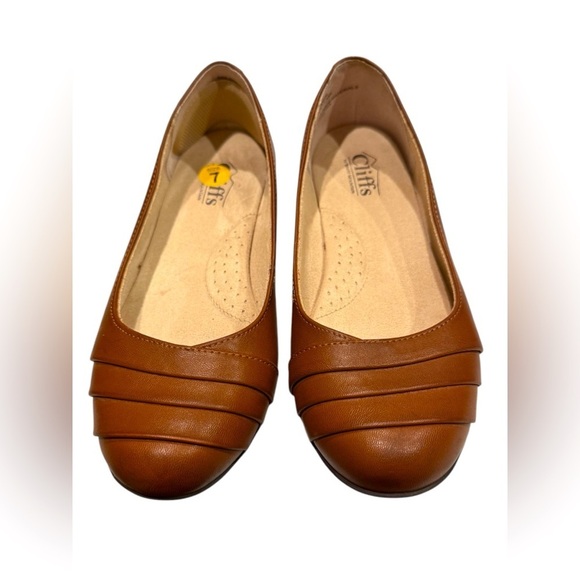 Cliffs By White Mountain Rust Brown Clara Womens Flats Size 7 - Picture 1 of 7